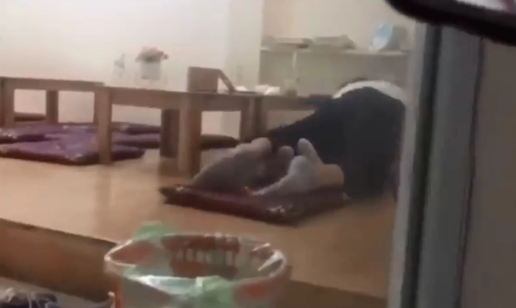 vu may mua trong quan tra sua toco toco o thai nguyen nhan vien quan gui loi xin loi den doi nam nu
