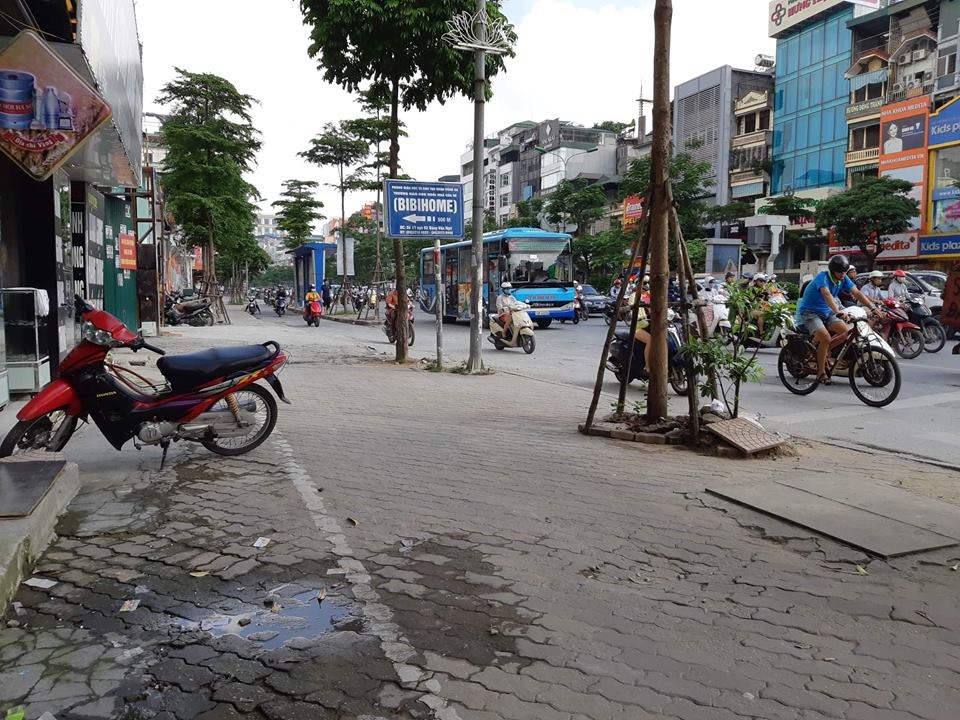 vu danh ghen o xa dan khi nguoi than den nam thanh nien moi ngung benh bo nhi