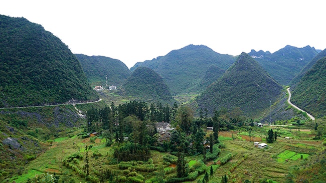 cap so do dinh thu vua meo cho phong van hoa thong tin huyen dong van la khong phu hop