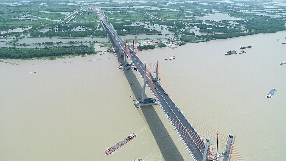 cao toc ha long hai phong thong tuyen di chuyen giua hai thanh pho con khoang 20 phut
