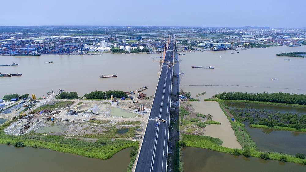 cao toc ha long hai phong thong tuyen di chuyen giua hai thanh pho con khoang 20 phut