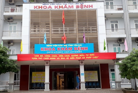 chong san phu goi 15 nguoi den hanh hung bac si bi phat 9 thang tu