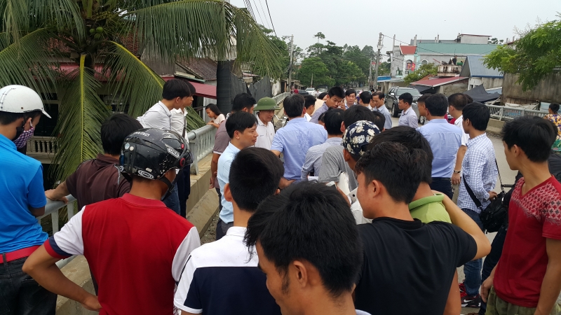 can canh cay cau co nghi van be tong cot xop o ha noi
