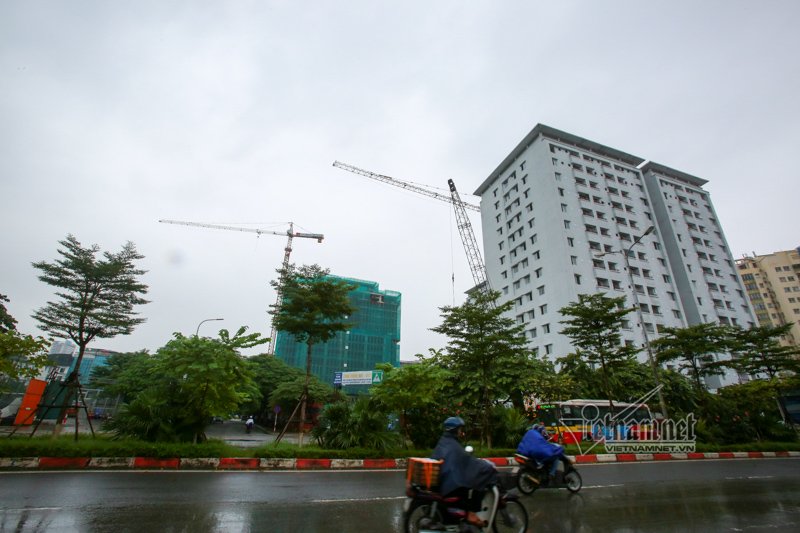 hinh anh hai hung len loi cac tuyen pho ha noi