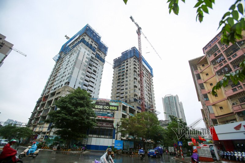 hinh anh hai hung len loi cac tuyen pho ha noi