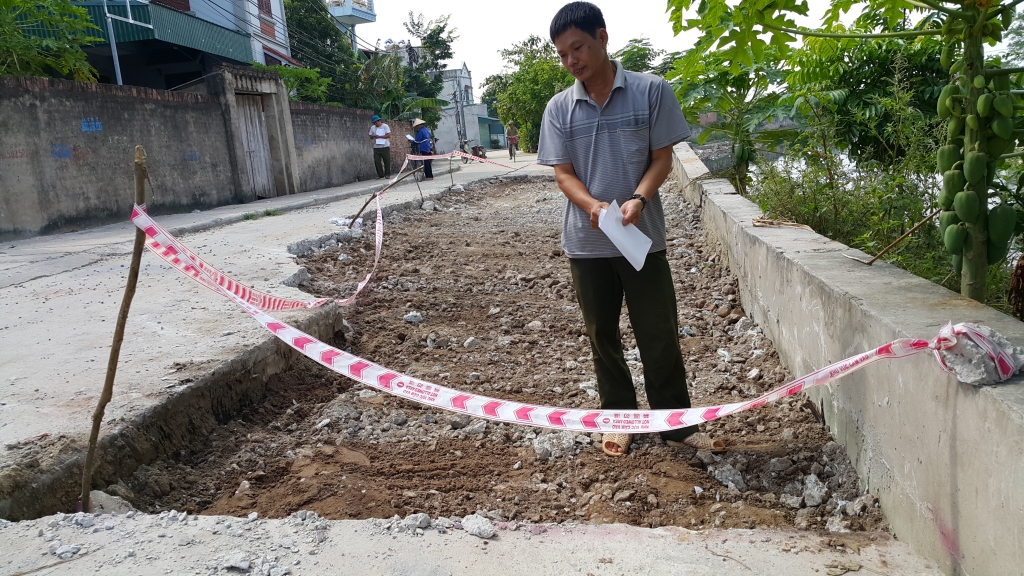 Đê sông Nhuệ mới đưa vào sử dụng đã xuống cấp nghiêm trọng de song nhue moi dua vao su dung da xuong cap nghiem trong