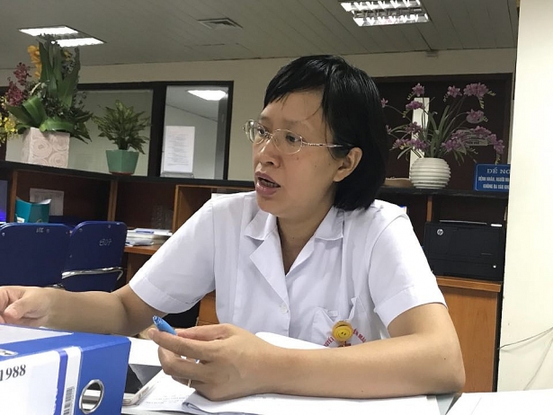 gs nguyen anh tri nghi huu toi om cham lay ong nhu nguoi con sap xa bo