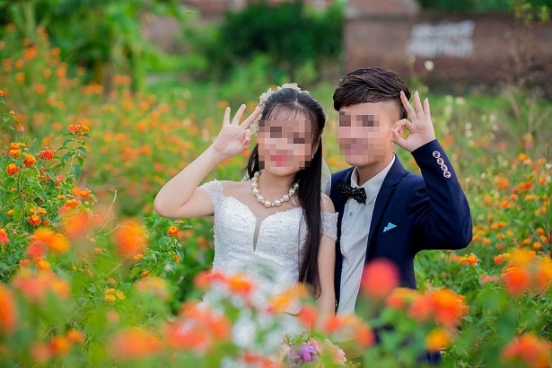 bat ngo truoc hoan canh cua co dau sinh nam 2001 va chu re sinh nam 2000