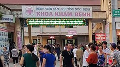Vụ học sinh tiểu học nghi bị ngộ độc ở Ninh Bình: Bệnh viện đã dốc toàn lực để cấp cứu cho bệnh nhân