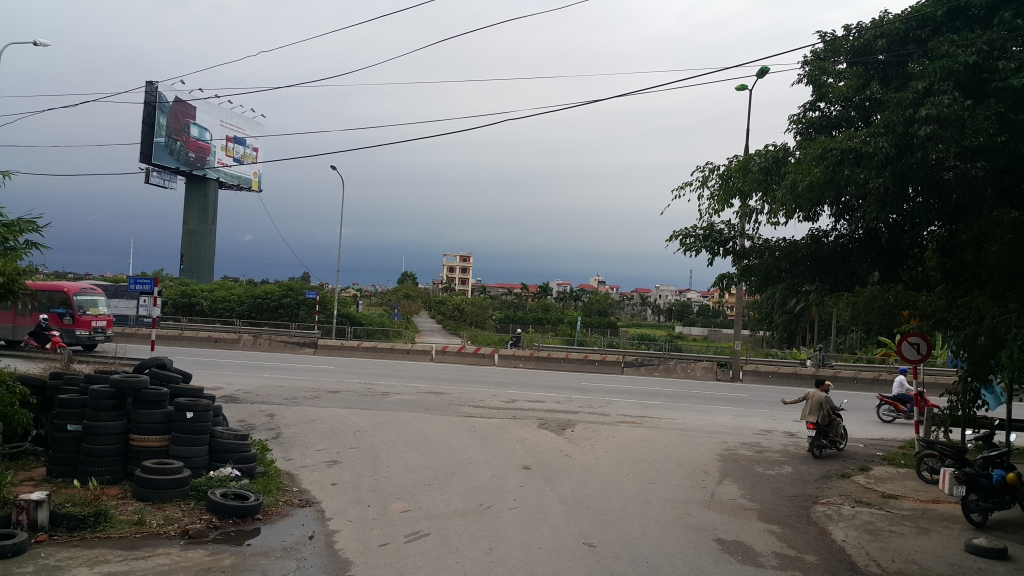 vu dan chan duong cao toc chung toi nhu bi biet lap