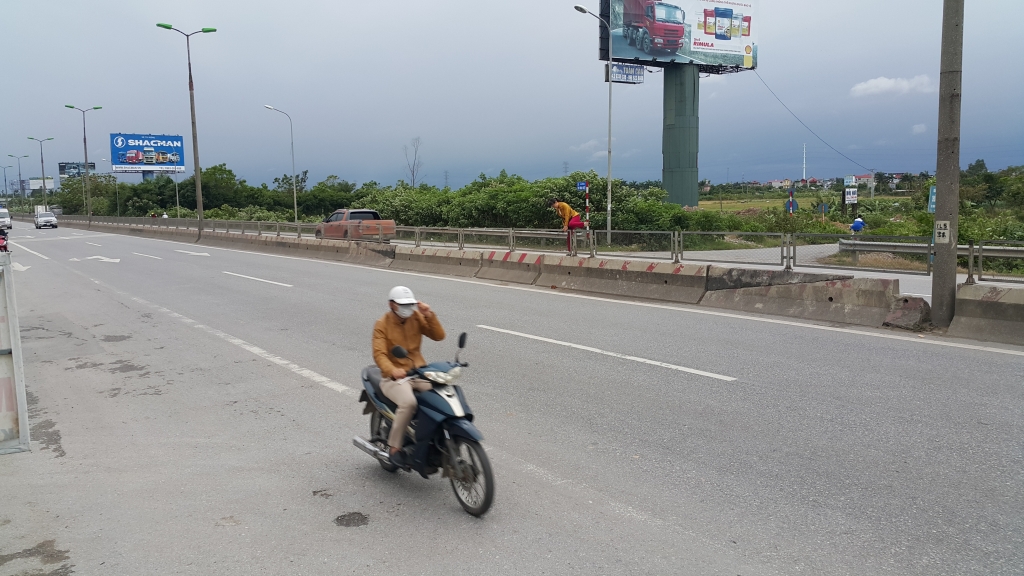 vu dan chan duong cao toc chung toi nhu bi biet lap