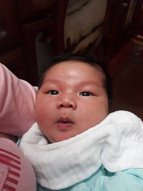 vu be trai so sinh nang 71kg toi khong uong sua bau hay tam bo