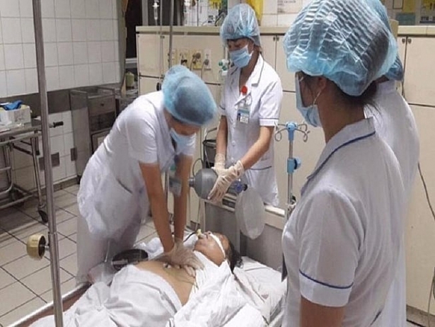 dai dien bo y te noi ve vu co hoa don do moi boi thuong o benh vien hoa binh benh vien da cau thi