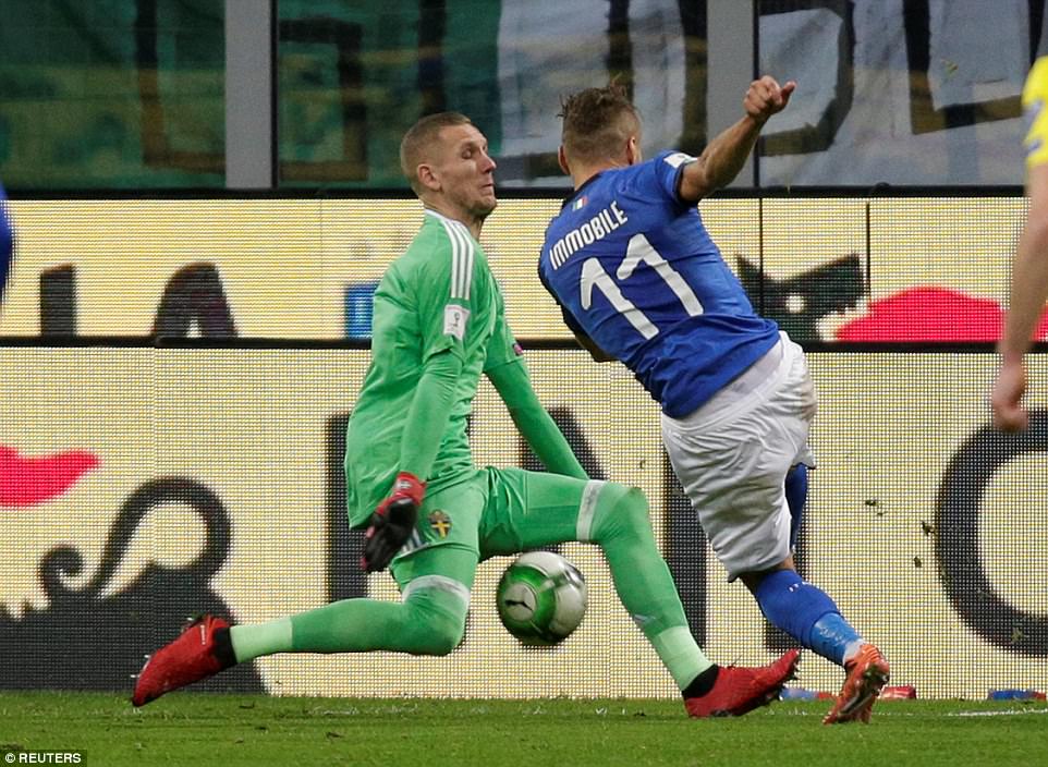 italia lan dau tien sau 60 nam vang mat o world cup