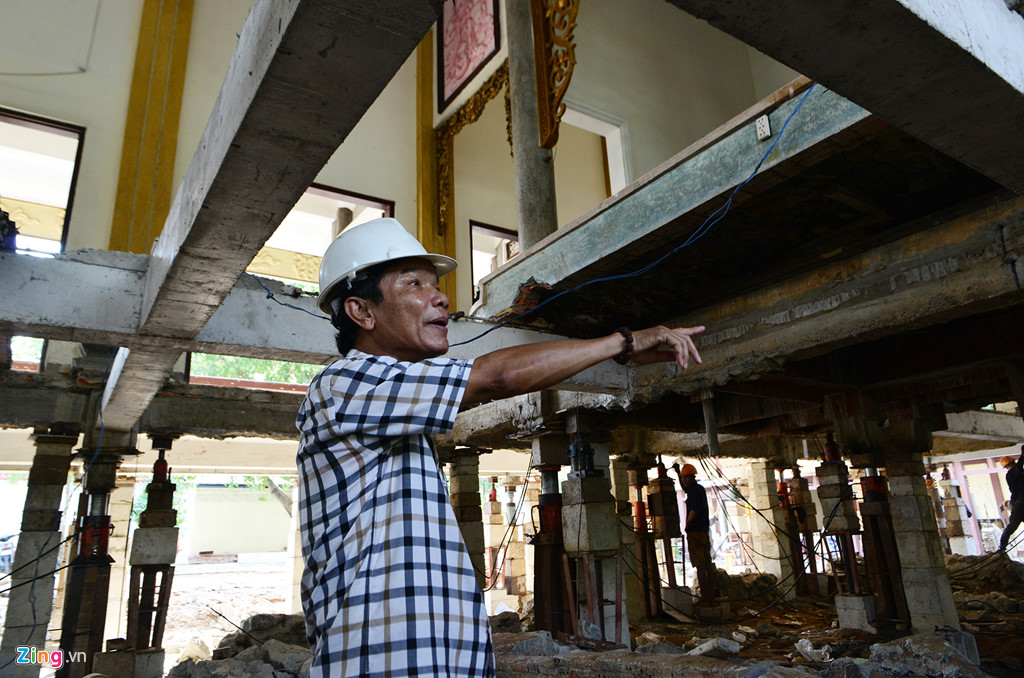than den nang cao 3 m giang duong ngoi chua 2000 tan o sai gon
