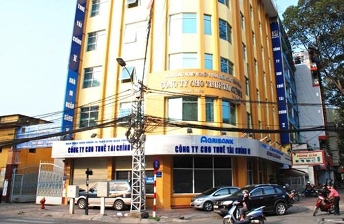 khoi to bat tam giam ong le bach hong nguyen thu truong tong giam doc bao hiem xa hoi viet nam