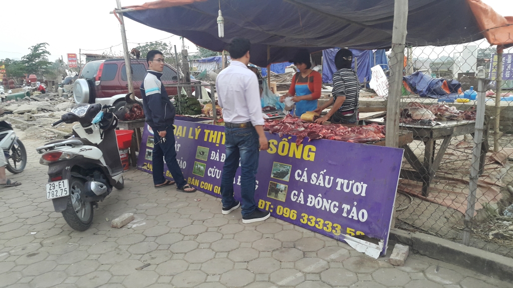 ha noi mo ban trau da dieu ca sau hut khach tai via he