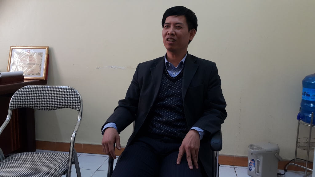 vu be gai 11 tuoi khong duoc di hoc nguoi me hua se cho con den truong
