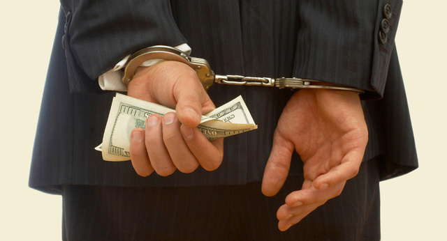toi pham hinh su nup bong doanh nghiep xay ra o mot so dia phuong