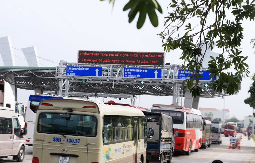 hang tram tai xe xuong duong phan doi tram thu phi bot pha lai