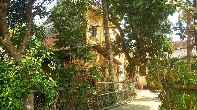bi an nhung can ham duoi nen biet thu co o ha nam