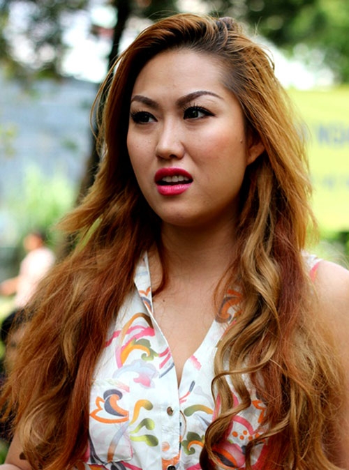 khuon mat bien dang den khong the nhan ra cua sao viet vi pttm