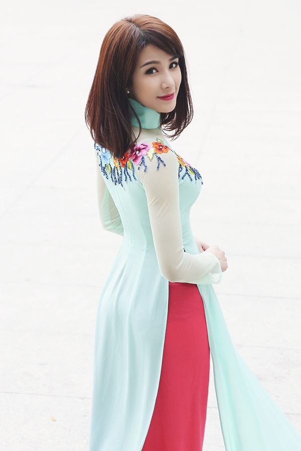 khuon mat bien dang den khong the nhan ra cua sao viet vi pttm