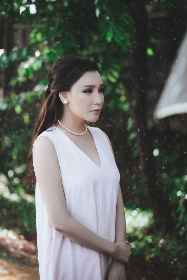 khuon mat bien dang den khong the nhan ra cua sao viet vi pttm