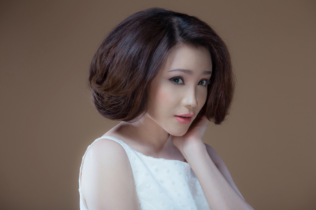 khuon mat bien dang den khong the nhan ra cua sao viet vi pttm