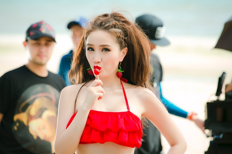 bi sao ngoai to dao nhai vpop de dau cho het xau ho