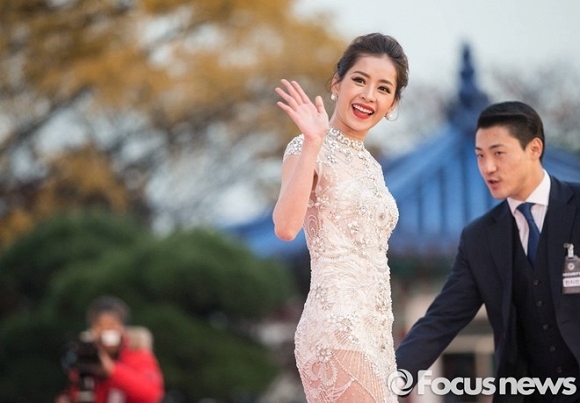 showbiz viet an mung mot nam dai thang tren truong quoc te