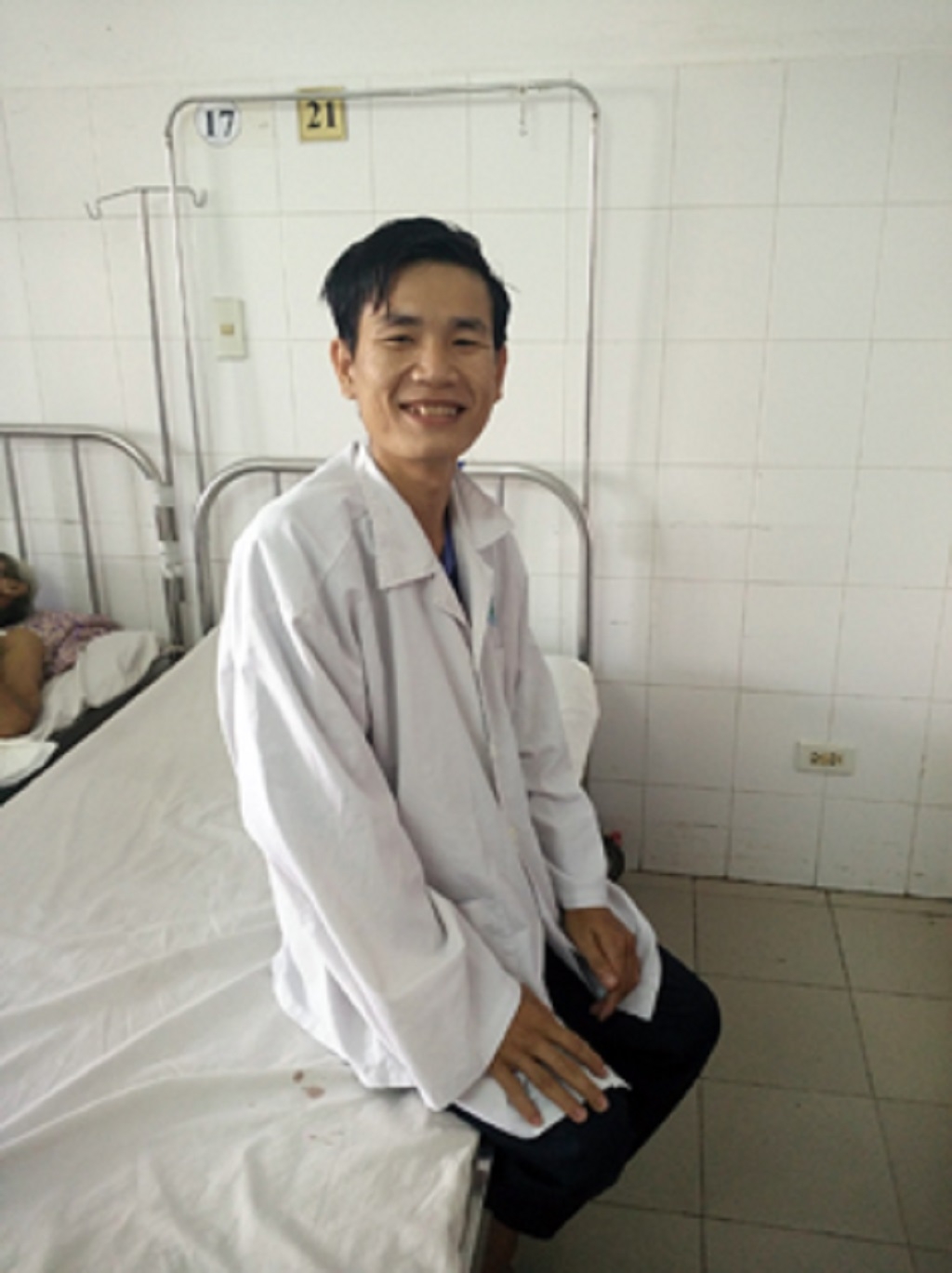 mac benh hiem gap mot benh nhan uong nuoc cung nghen