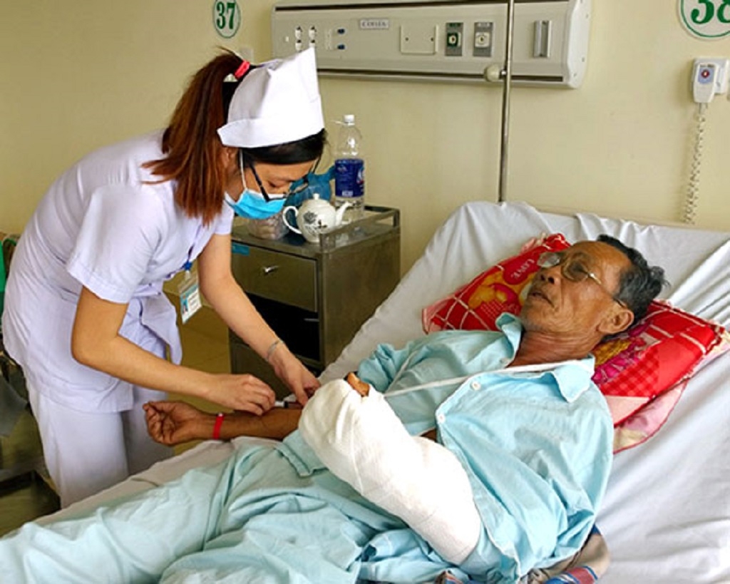 de phong tai nan khi don dep nha cua don tet