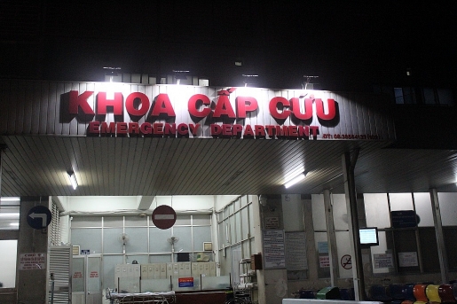ngay tet cua nhung chien si khoac ao blouse trang