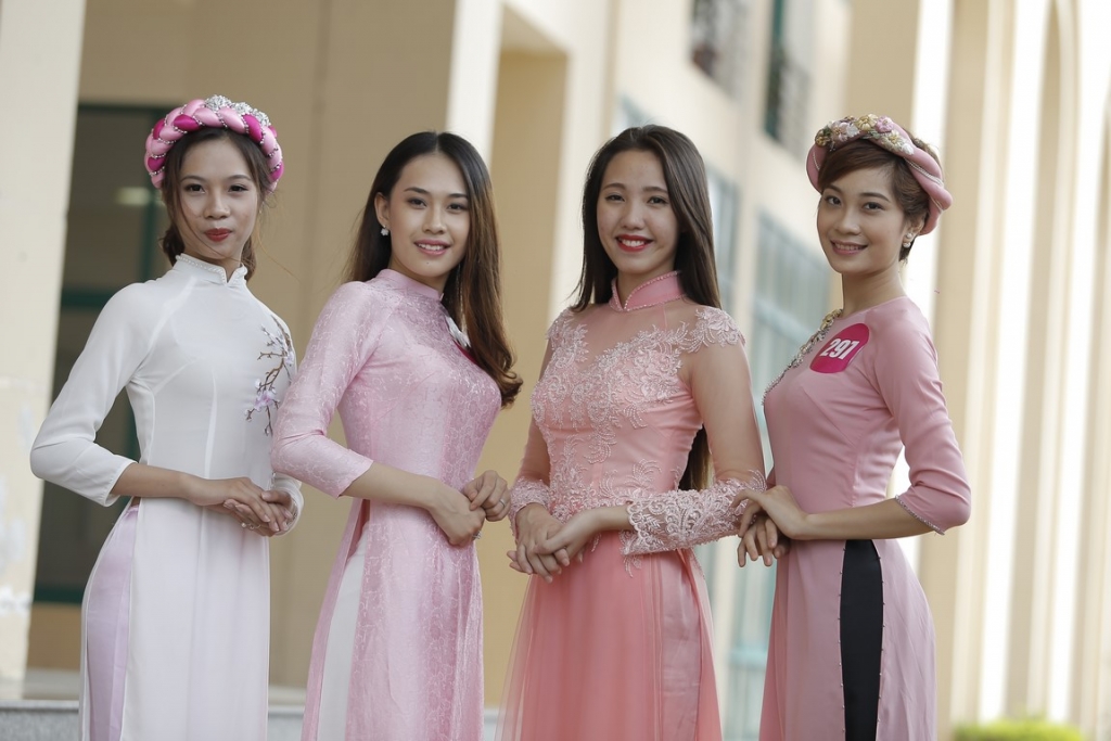 ngam net dep tinh khoi cua nu sinh vien viet nam duyen dang 2016