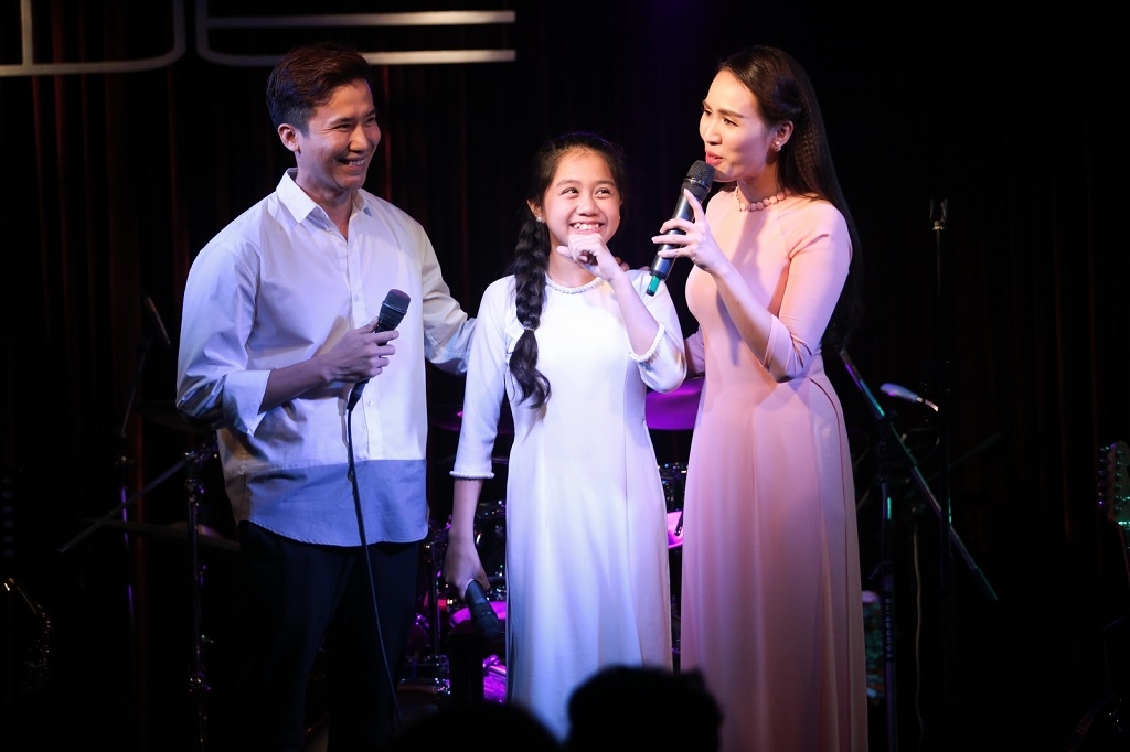 Tuấn Ngọc góp tiếng hát ủng hộ đêm nhạc ‘Thương về miền Trung’ tuan ngoc gop tieng hat ung ho dem nhac thuong ve mien trung