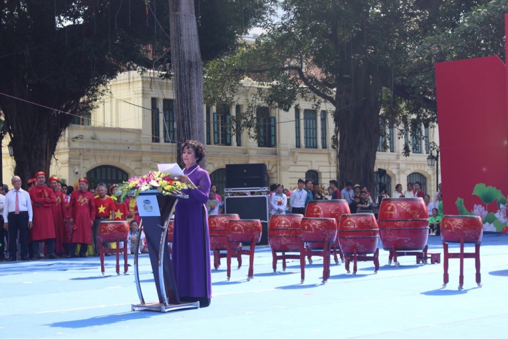 vinamilk sure prevent tiep tuc dong hanh ren luyen suc khoe nguoi cao tuoi tai ha noi