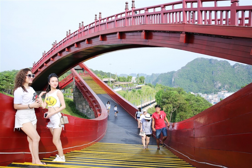 ly giai nguyen nhan con sot vui choi giai tri moi o ha long he nay