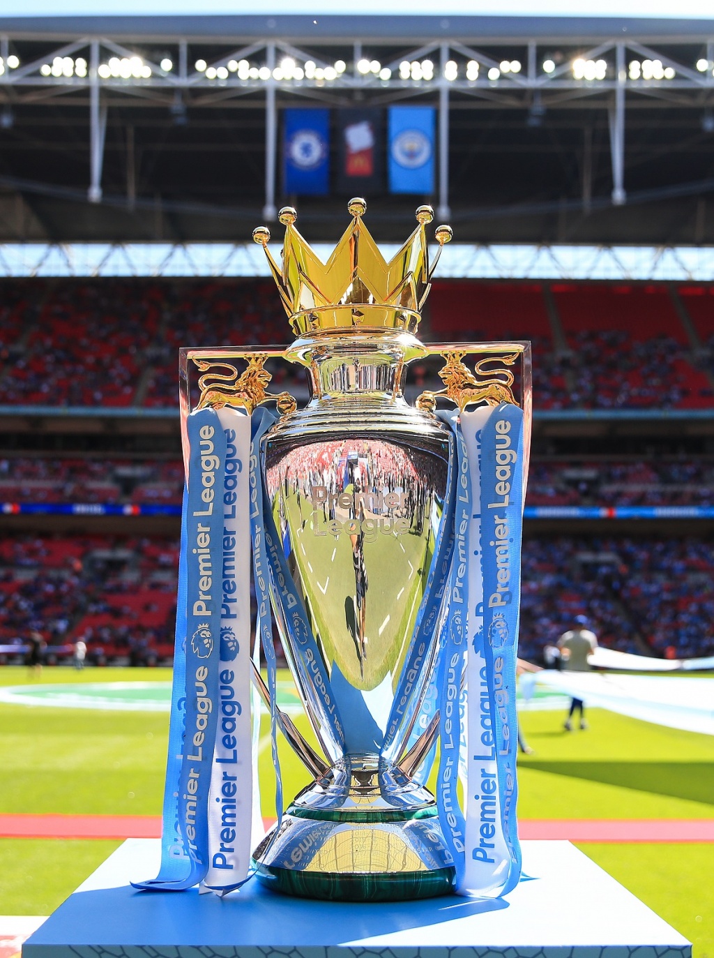 thang 9 manchester city se dieu hanh cup ngoai hang anh tai viet nam
