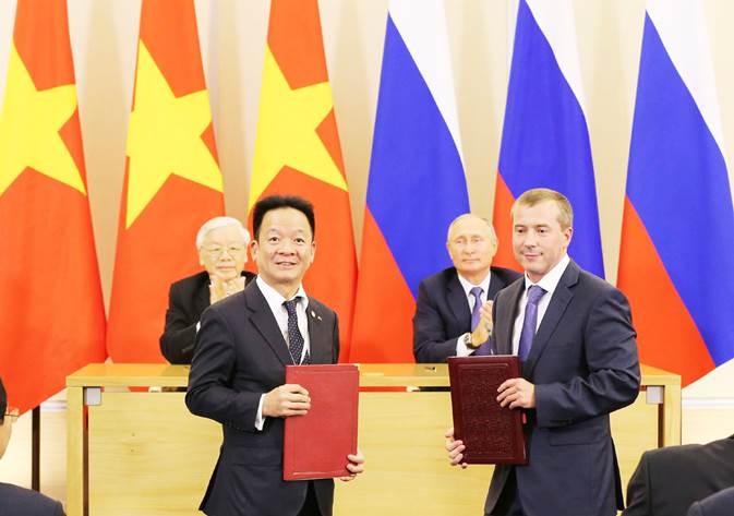 shb hop tac chien luoc voi hai dinh che tai chinh quoc te iib va ibec
