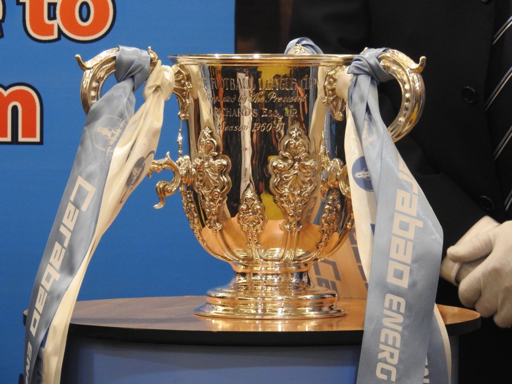 can canh cup vo dich ngoai hang anh cua doi manchester city