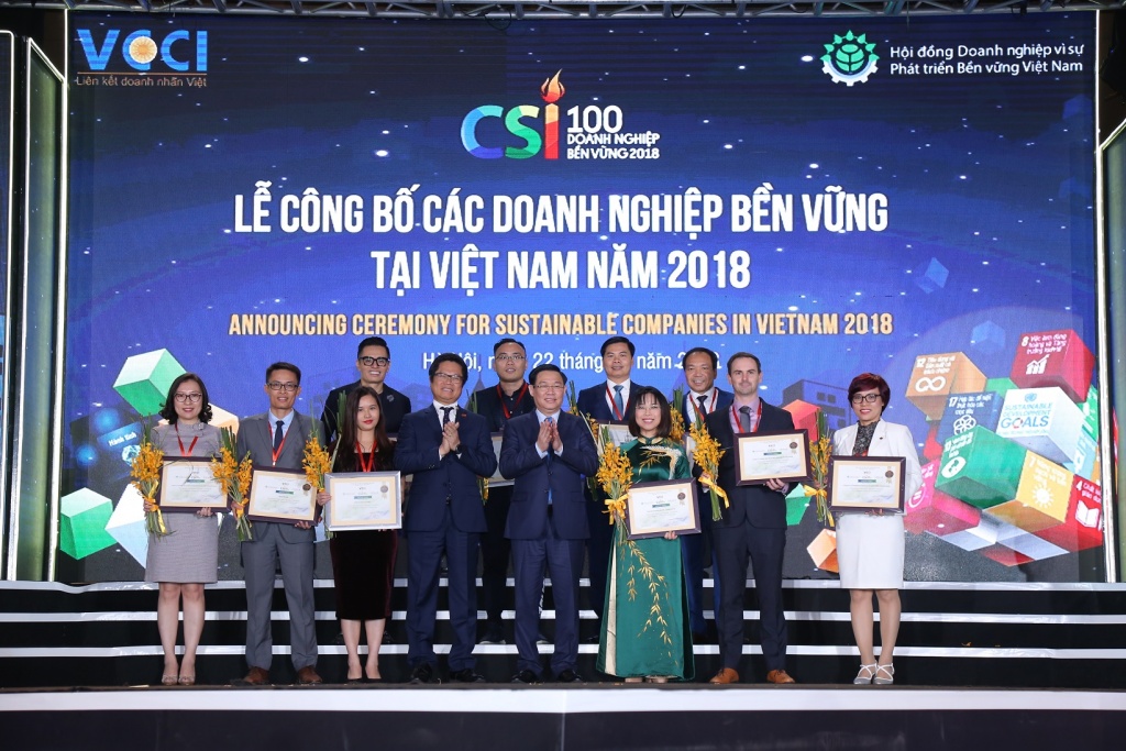 vinamilk nhan bang khen cua thu tuong ve phat trien tam nong ben vung