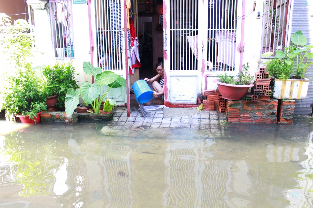 troi khong mua nuoc van ngap nhieu nha dan giua sai gon