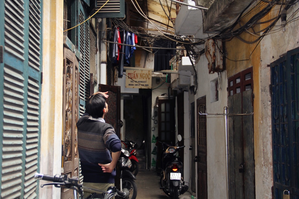 Những con ngõ siêu nhỏ, siêu tối ở Hà Nội nhung con ngo sieu nho sieu toi o ha noi