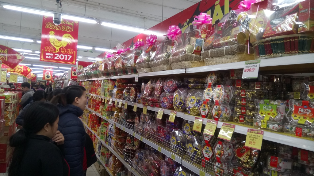 ngay tet nguoi viet chi tieu qua da vi si dien