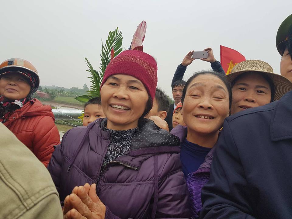 co cau sinh doi dan keo di xem dong chua tung thay