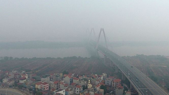 suong mu bao trum ha noi trong ngay lam viec dau nam 2018