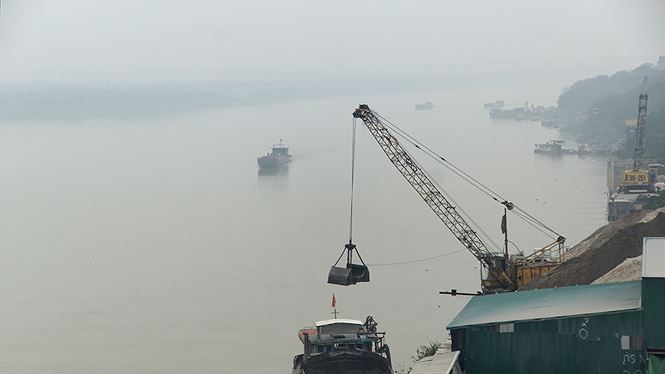 suong mu bao trum ha noi trong ngay lam viec dau nam 2018