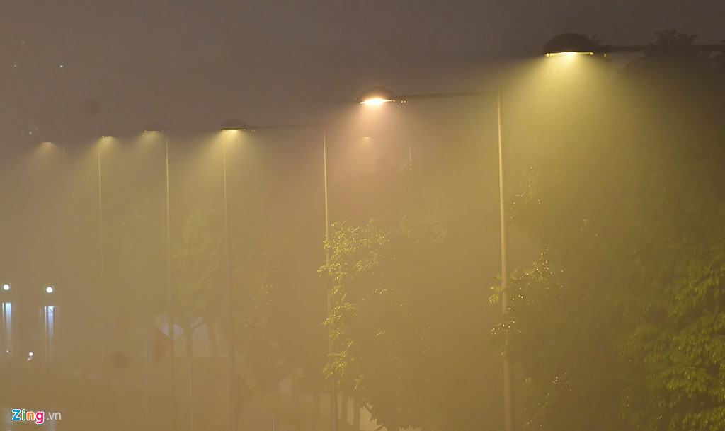 suong mu bao phu ha noi ca ngay lan dem