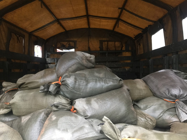gom duoc hon 3 tan dau dan trong vu no kinh hoang tai bac ninh